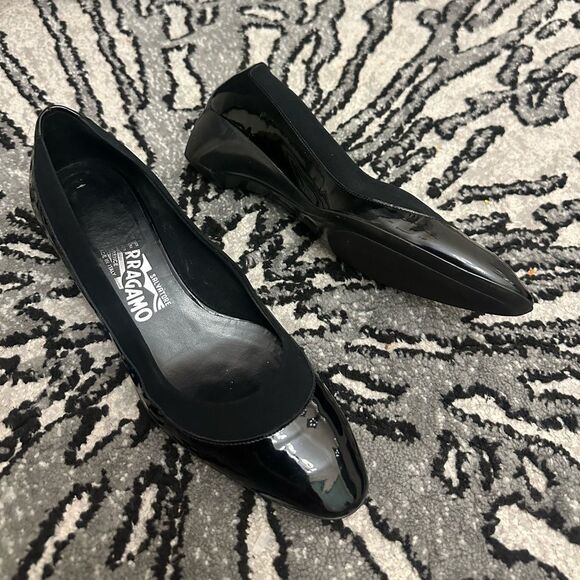 Salvatore Ferragamo Black Patent Leather Flats - Picture 3 of 9